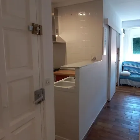 Apartaments Colera Apartment *
