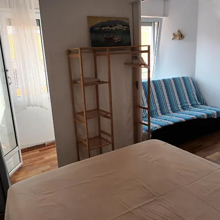 Apartaments Colera Apartment *